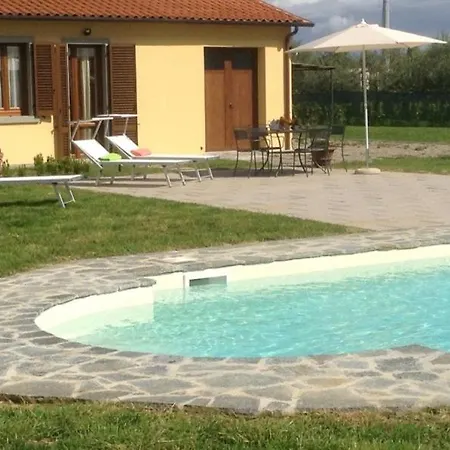 Barullo-centoia Sleeps 6 Pool Air Con Wifi *