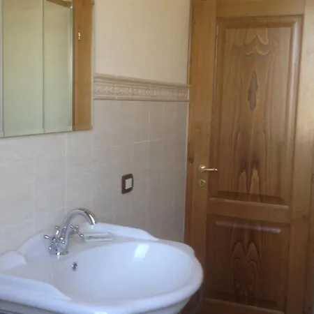 Barullo-centoia Sleeps 6 Pool Air Con Wifi 哥尔顿
