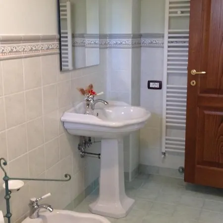 Barullo-centoia Sleeps 6 Pool Air Con Wifi *