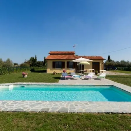 Barullo-centoia Sleeps 6 Pool Air Con Wifi *