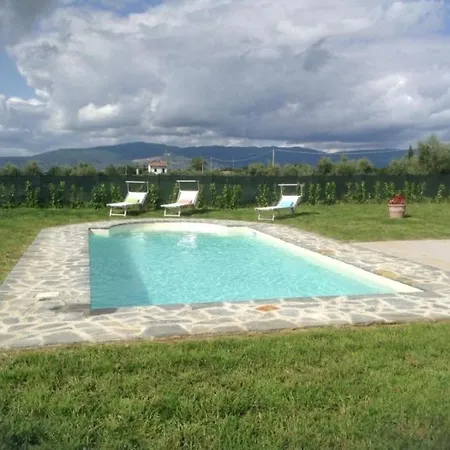 Barullo-centoia Sleeps 6 Pool Air Con Wifi * 哥尔顿